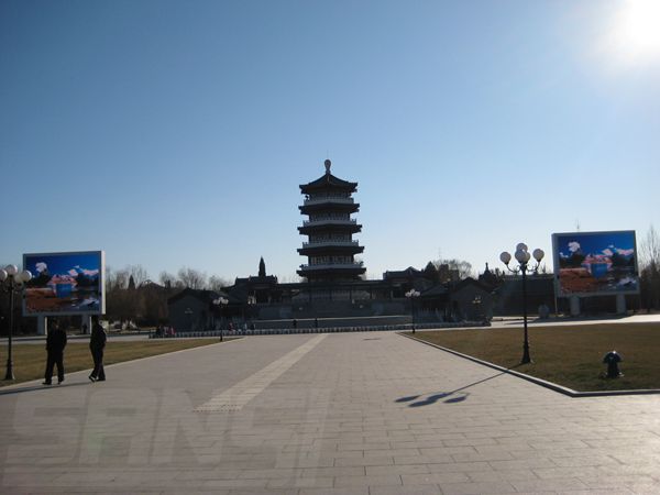 平谷奧運(yùn)文化廣場、世紀(jì)廣場led室外全彩屏