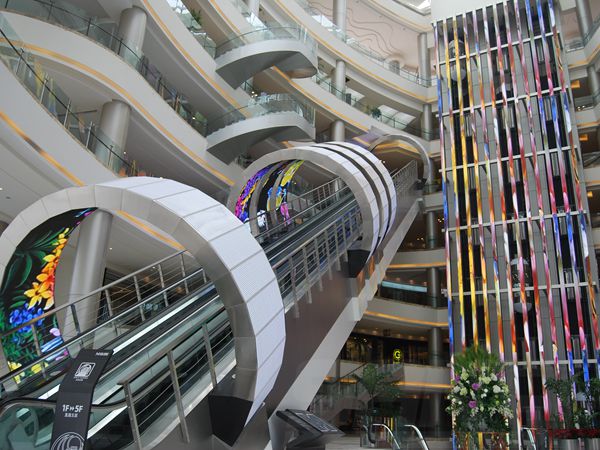 上海紅星美凱龍室內led全彩顯示屏