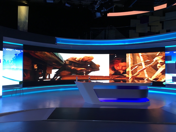 哈爾濱電視臺室內全彩顯示屏