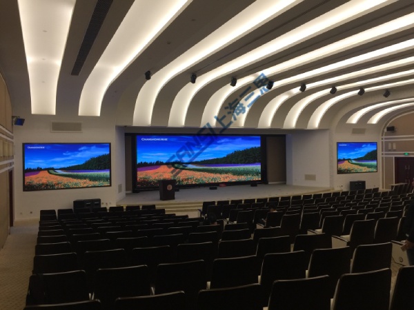 上?！偷┐髮W