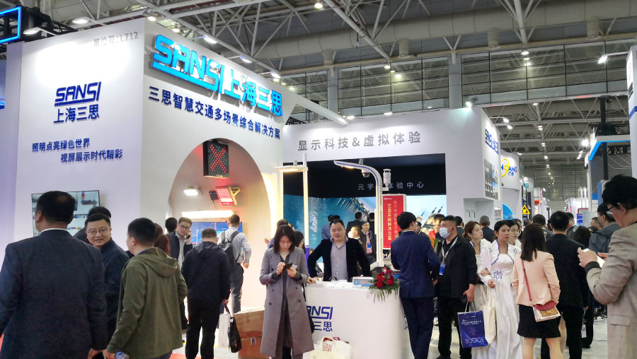 ?高速展現場/三思實拍 ?高速展現場/三思實拍