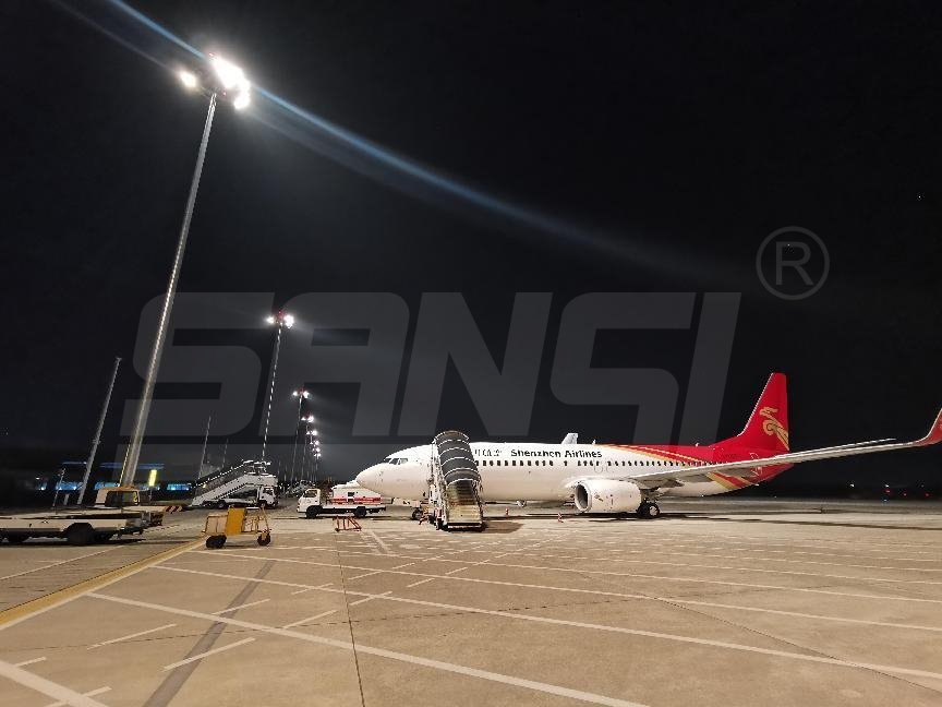 三思,機(jī)坪高桿燈,照亮天空,保障航空安全,旅客出行