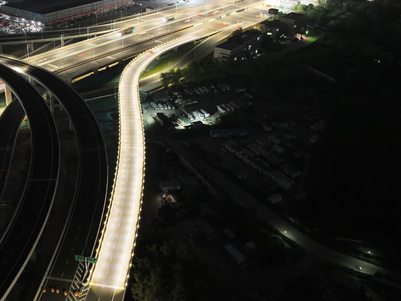 三思,創新,低位照明,照明技術,點亮,濟南零點立交工程